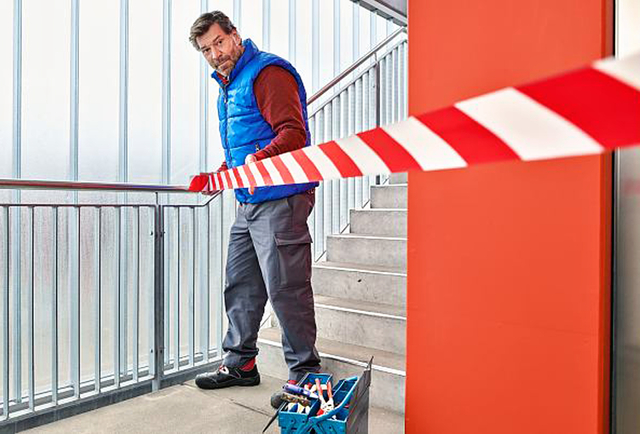 Waarschuwings- en markeerlint tesa® Signal 100mx80mm rood-wit — Foto 2 van 2