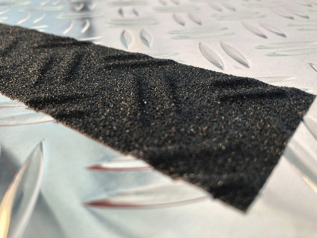 Antisliptape DURALINE GRIP+ FORMFIT 50mmx15m zwart — Photo 2 sur 2