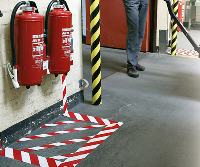 Waarschuwings- en markeringstape tesa® Signal Universal 66mx50mm rood/wit — Foto 2 von 2